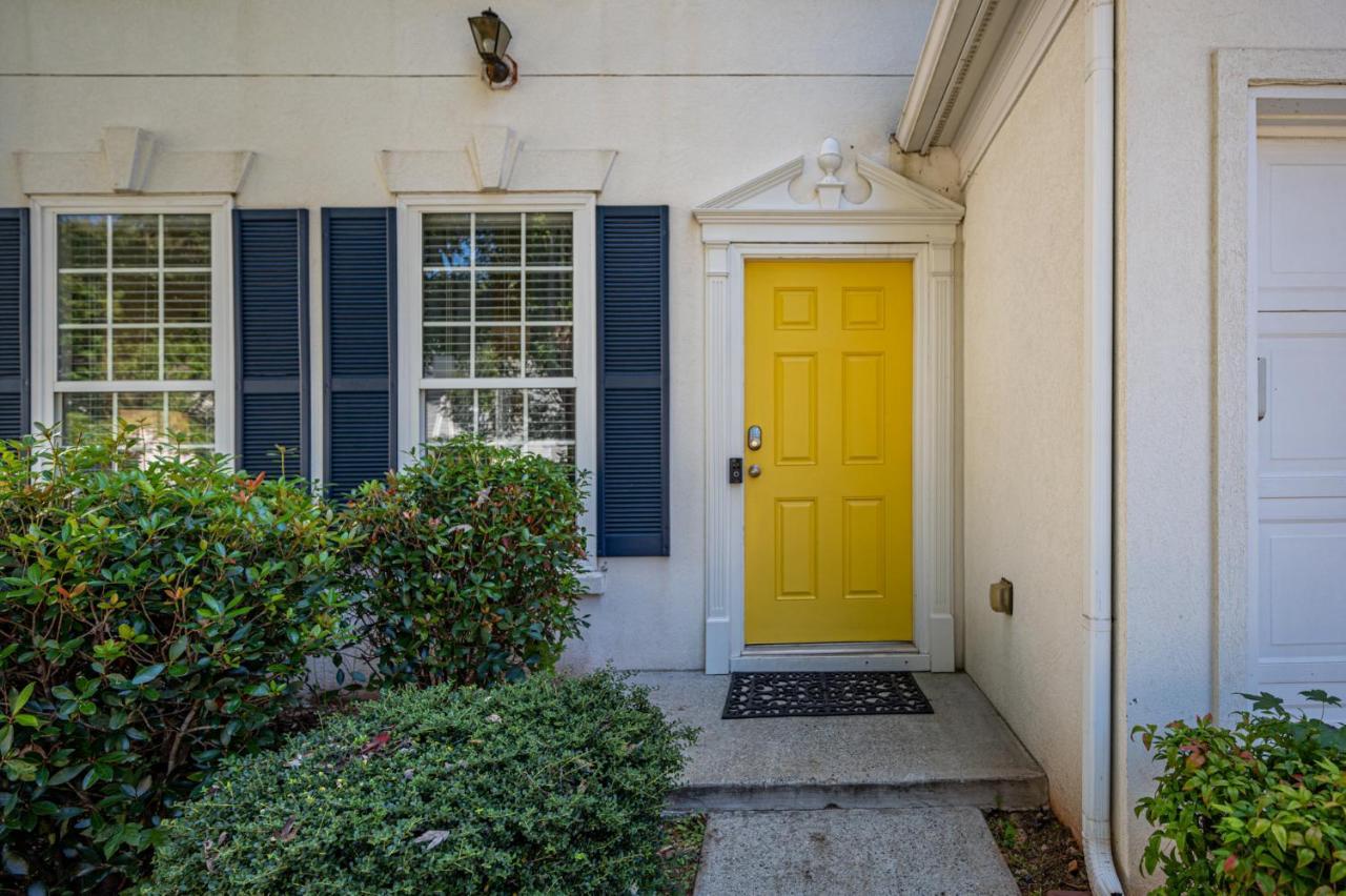 Enjoy This Amazing Home With Porch & Grill Near Dt Woodstock Esterno foto