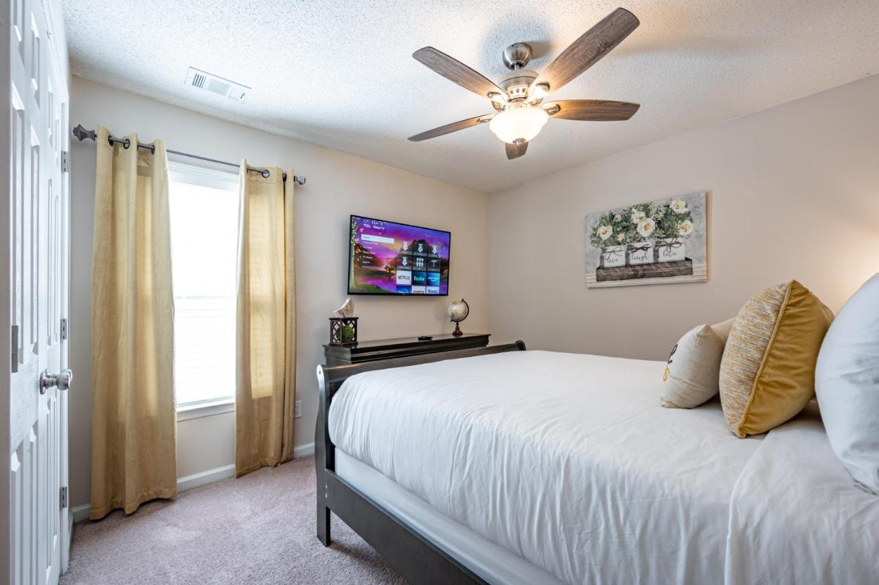 Enjoy This Amazing Home With Porch & Grill Near Dt Woodstock Esterno foto