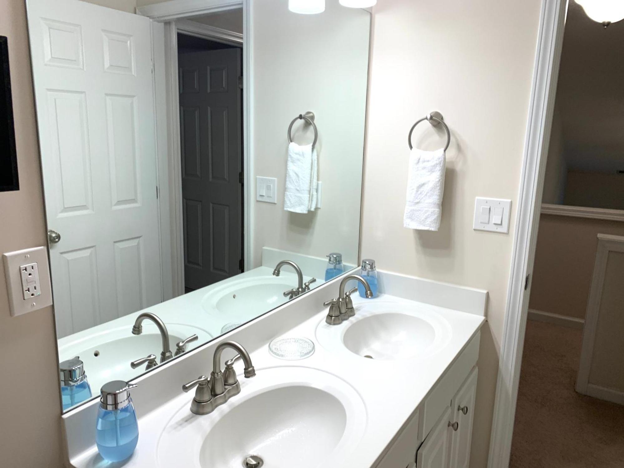 Enjoy This Amazing Home With Porch & Grill Near Dt Woodstock Camera foto